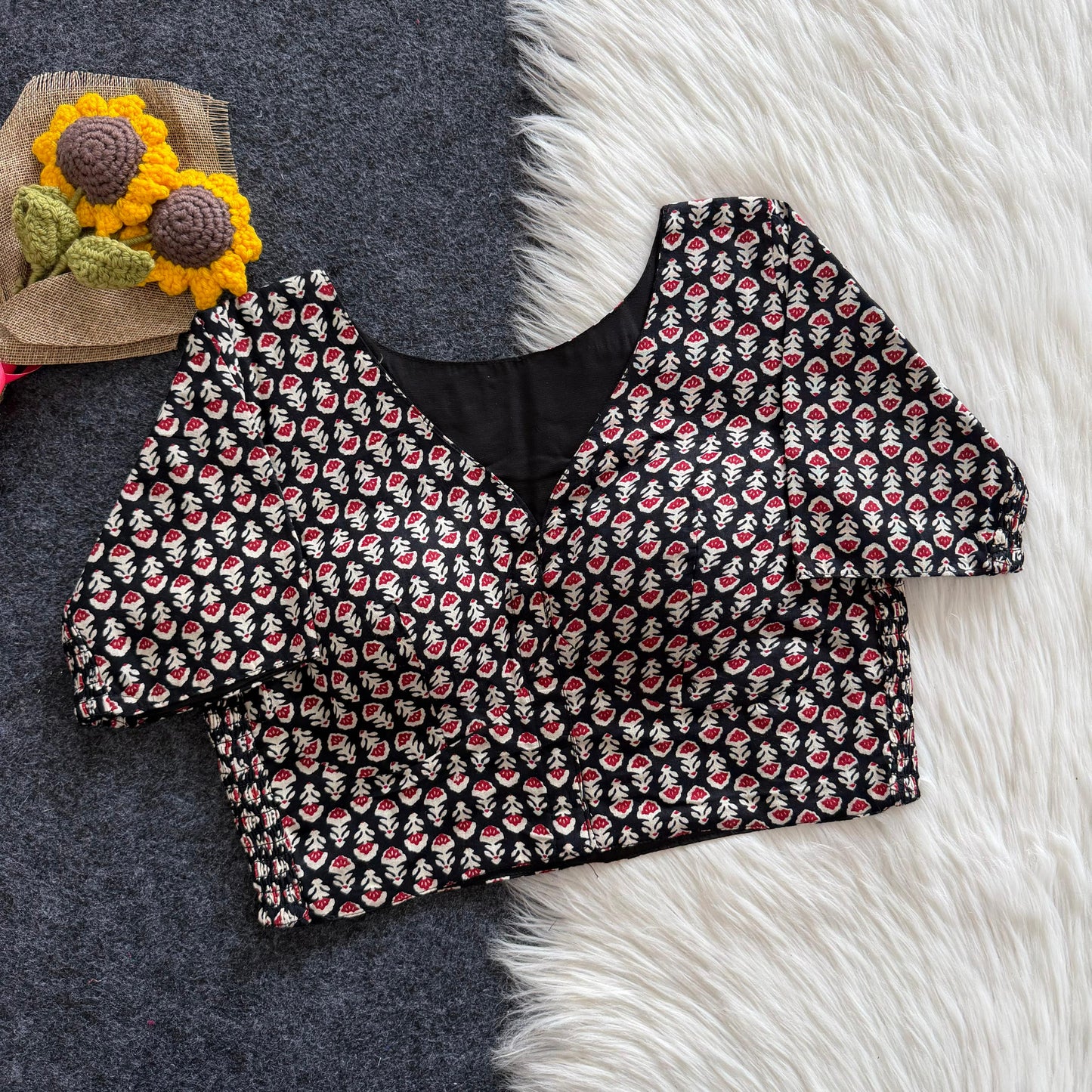 Beautiful hand block print with side elastic ready made blouse