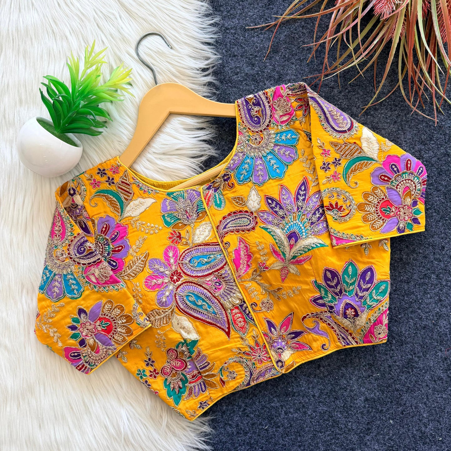 Beautiful flower print all over ready made blouse