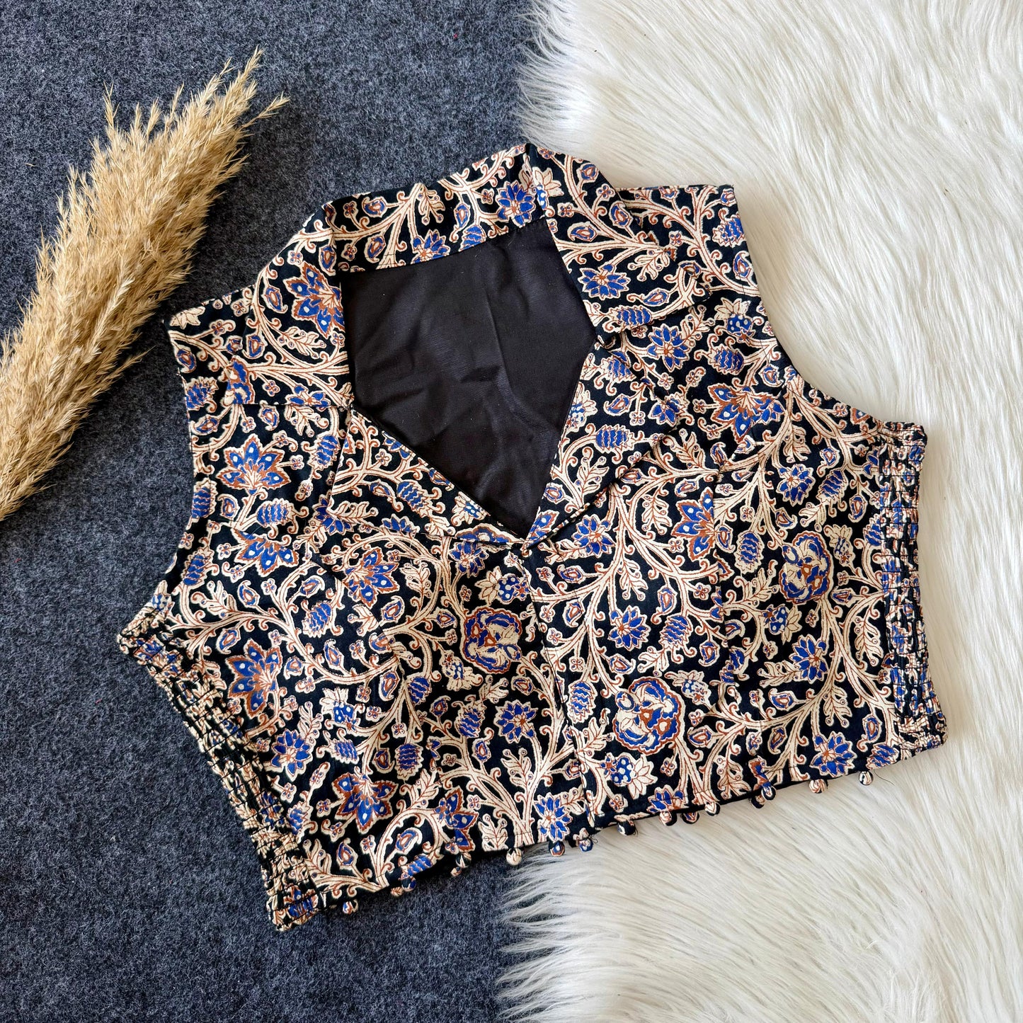 Beautiful hand block print with side elastic ready made blouse