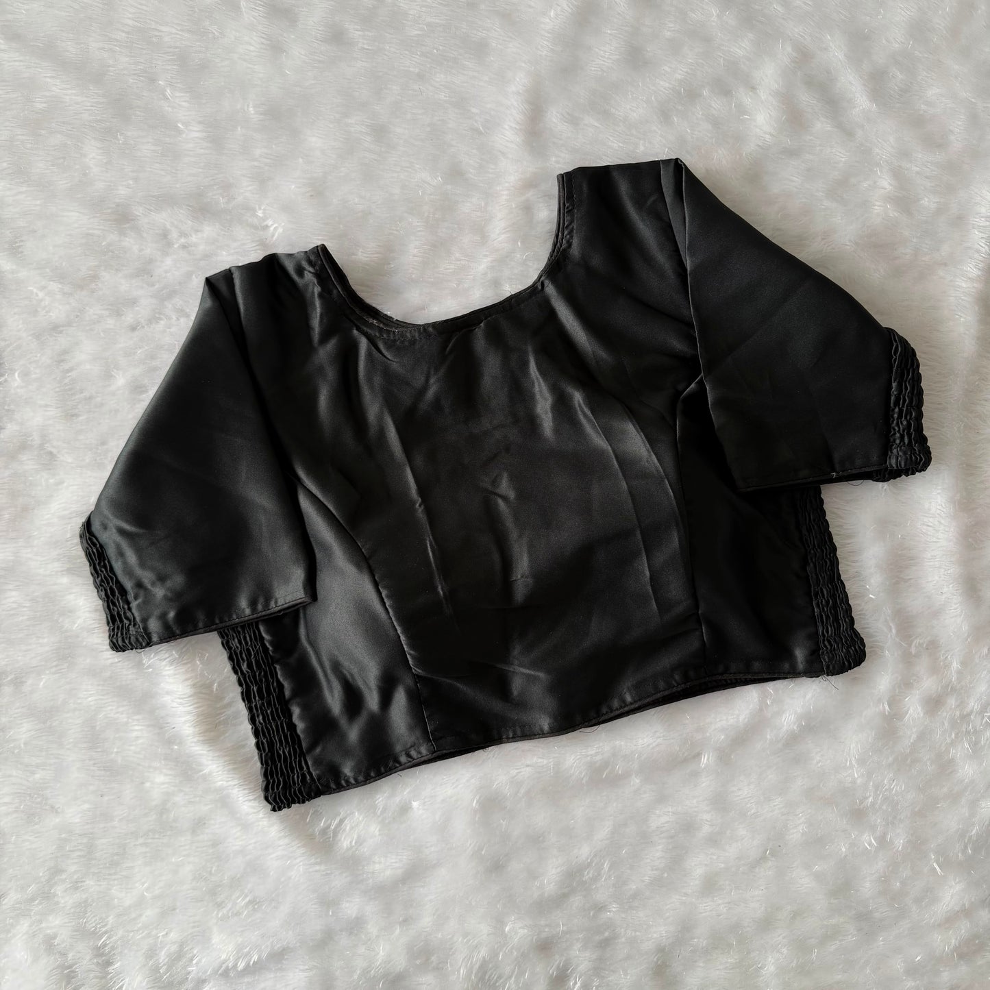 Soft silk fabric with elastic attach for better fitting ready made blouse