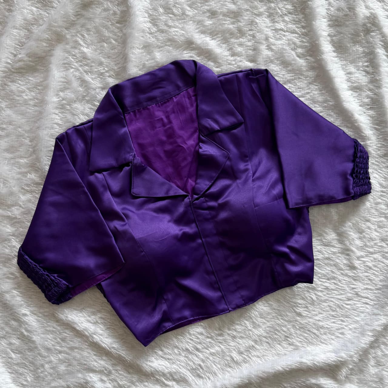 Soft silk fabric with elastic attach for better fitting ready made blouse