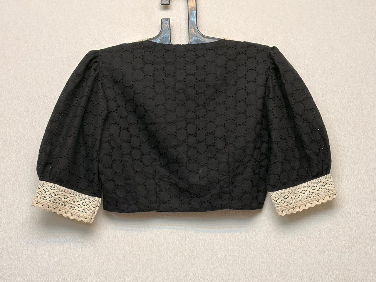 Cotton hakoba with lace work designer blouse