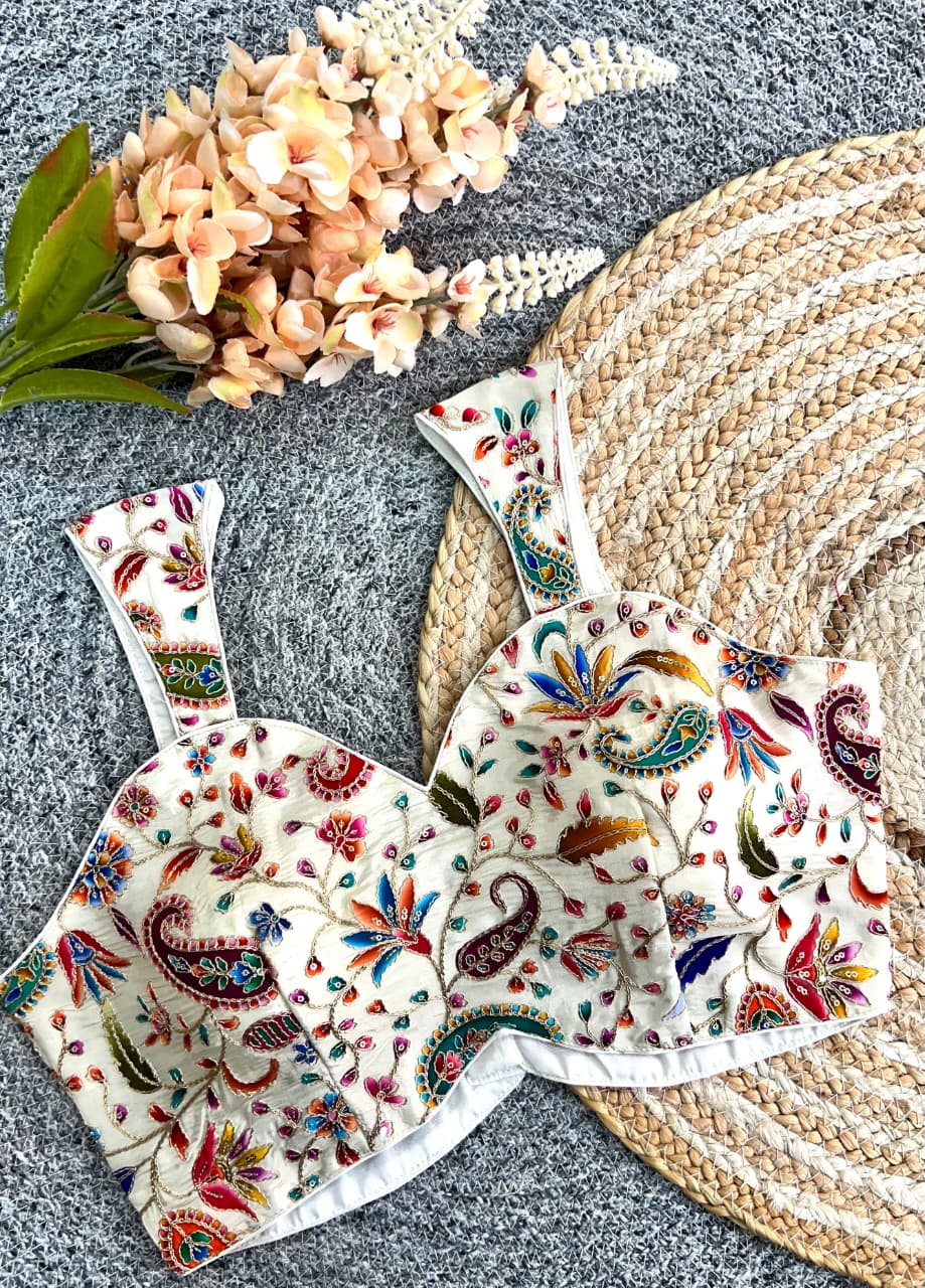 Pure crape sleeveless ready made blouse