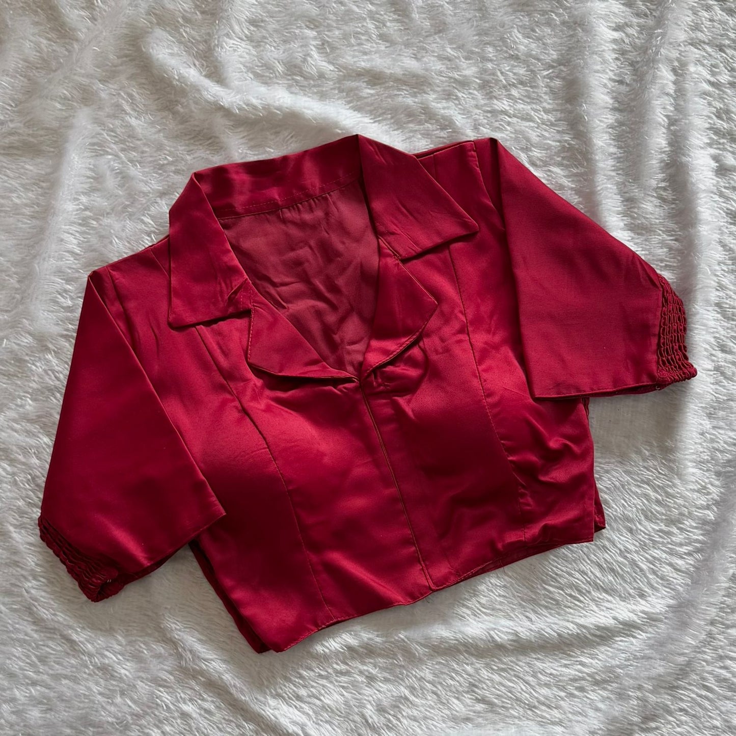 Soft silk fabric with elastic attach for better fitting ready made blouse