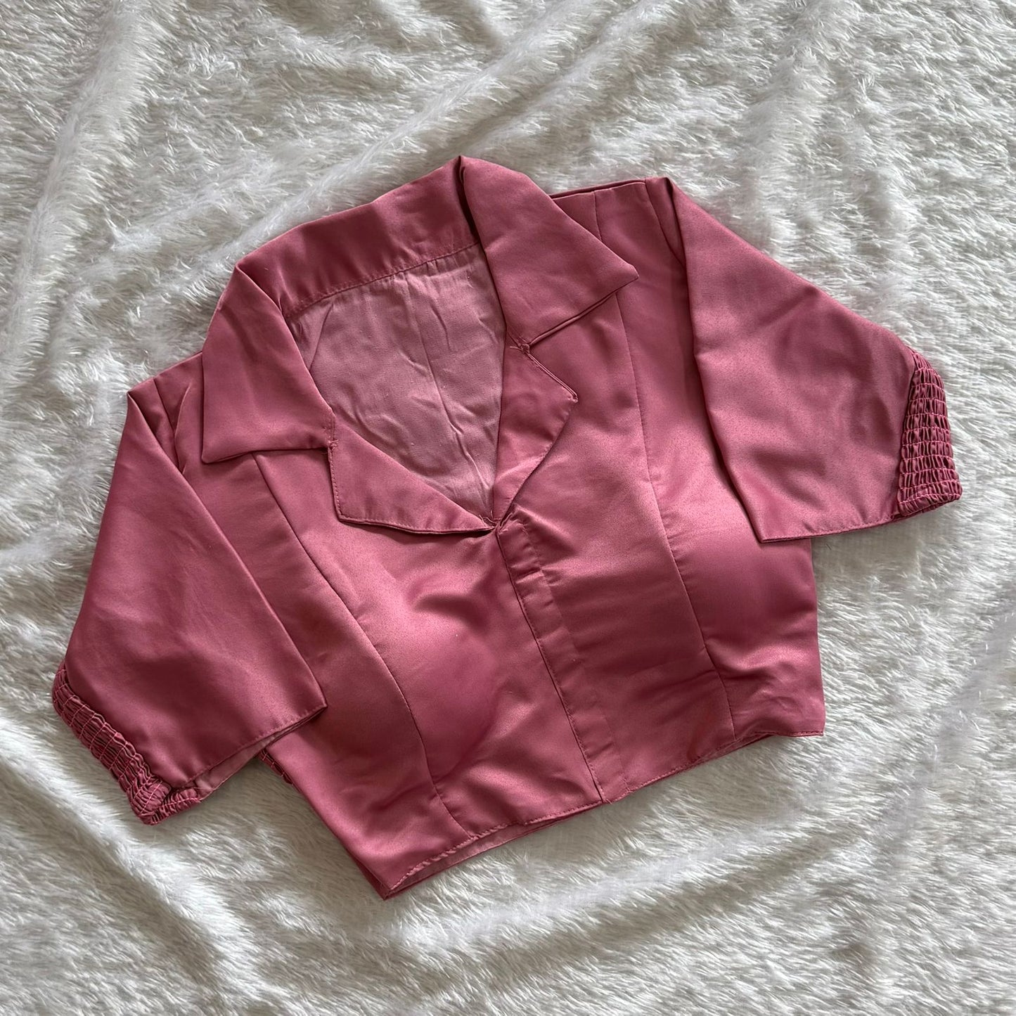 Soft silk fabric with elastic attach for better fitting ready made blouse