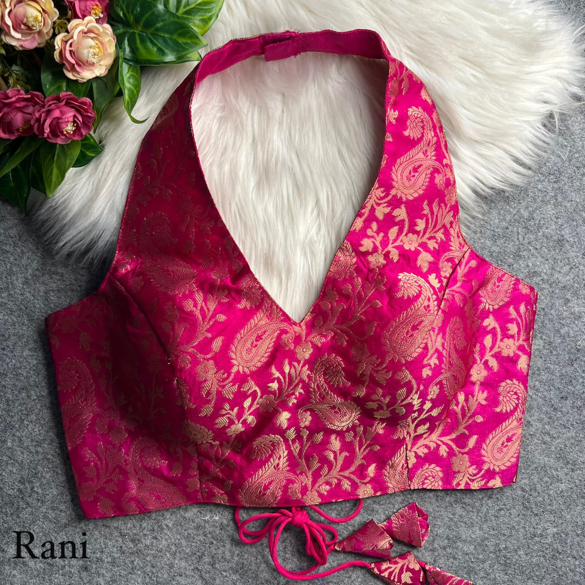 Heavy zari banarasi ready made blouse